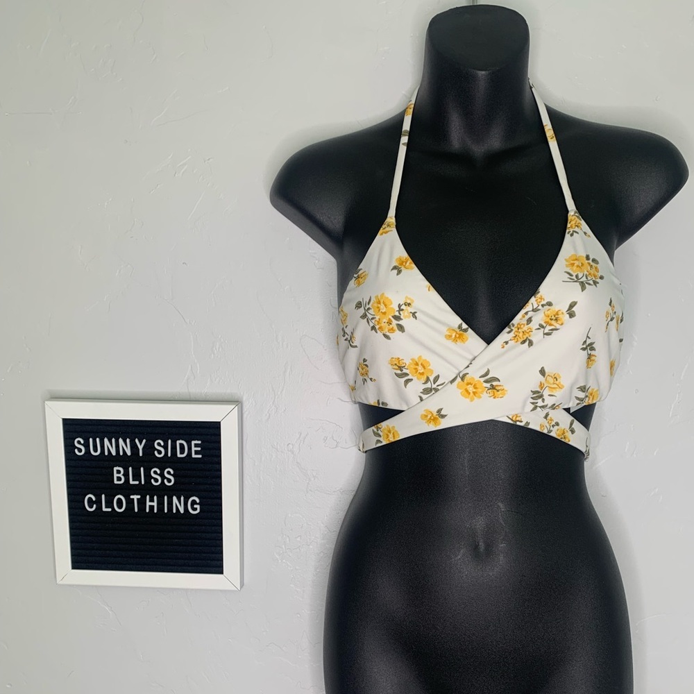 Hollister Yellow Floral Wrap Bikini Top Size Small Halter Swim Beach Summer